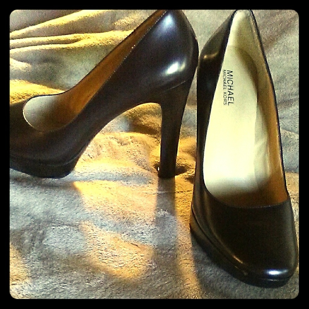 *SALE*Michael Michael Kors flex pump /dark brown